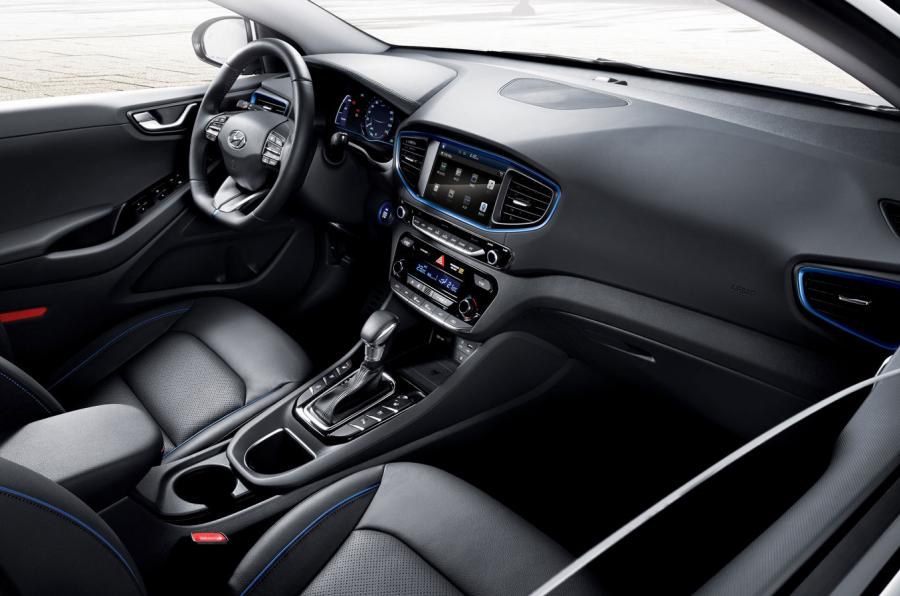 Interior del Hyundai Ioniq 2016