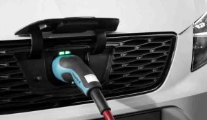 coches híbridos punto de carga