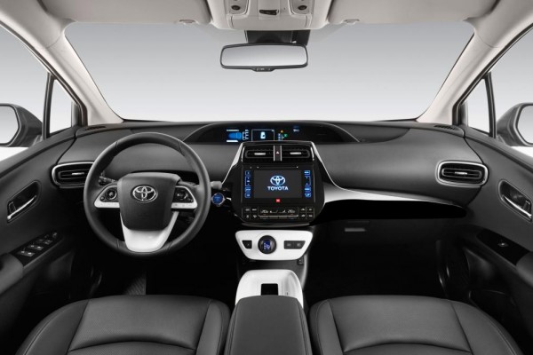 toyota-prius-interior